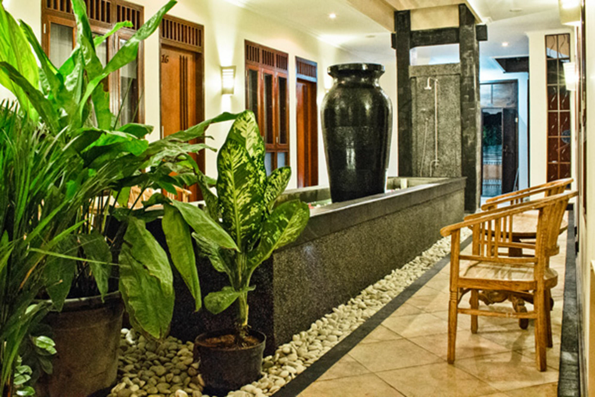 Kuta Ecostay Екстер'єр фото